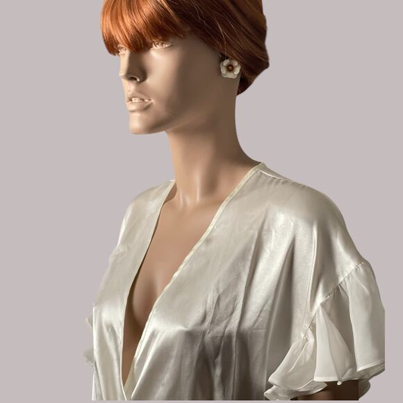 Vintage Flora Nikrooz White Satin Robe Size Small Flutter Sleeve Maxi Lingerie - Picture 7 of 8